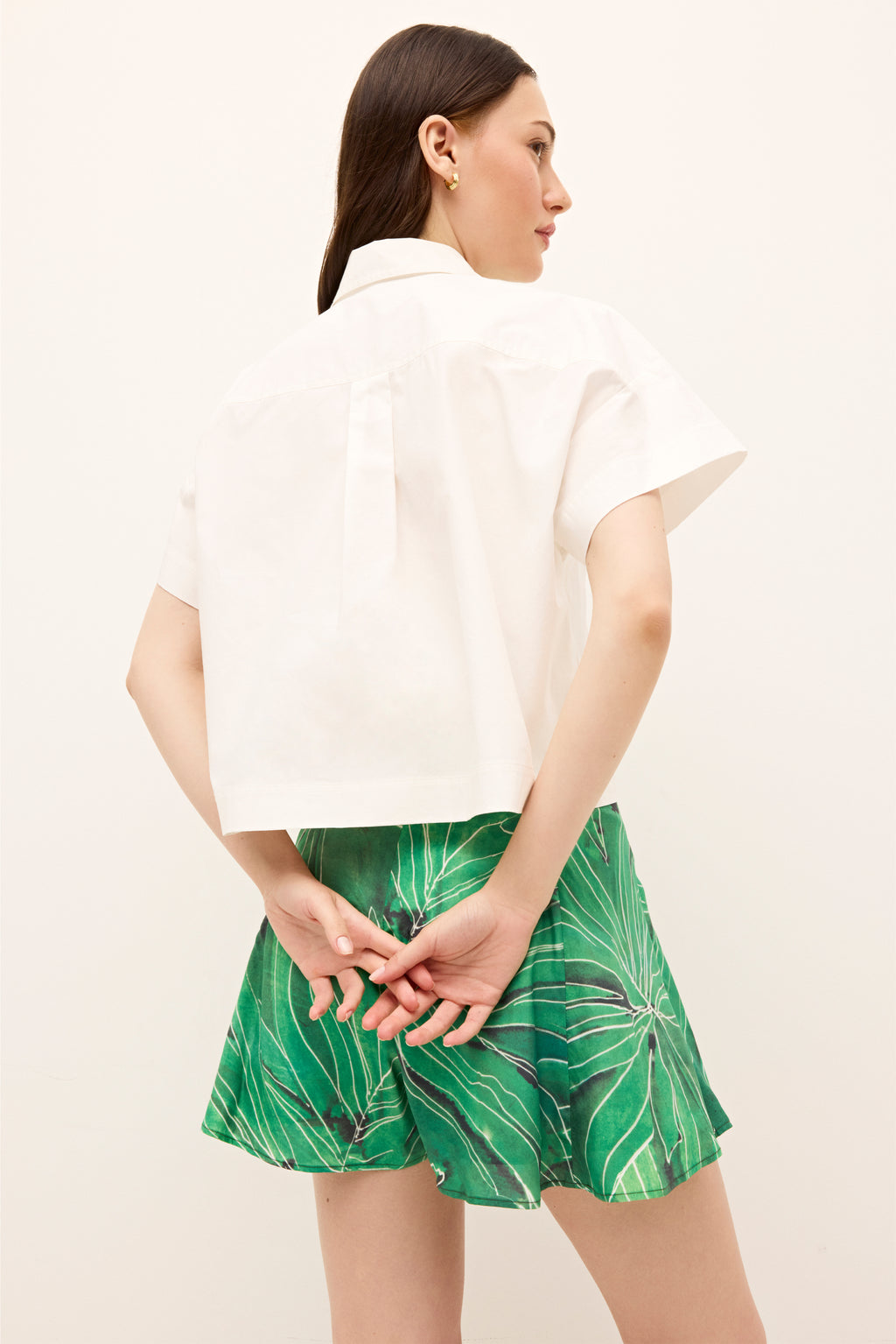 Boxy buttonless blouse, white color