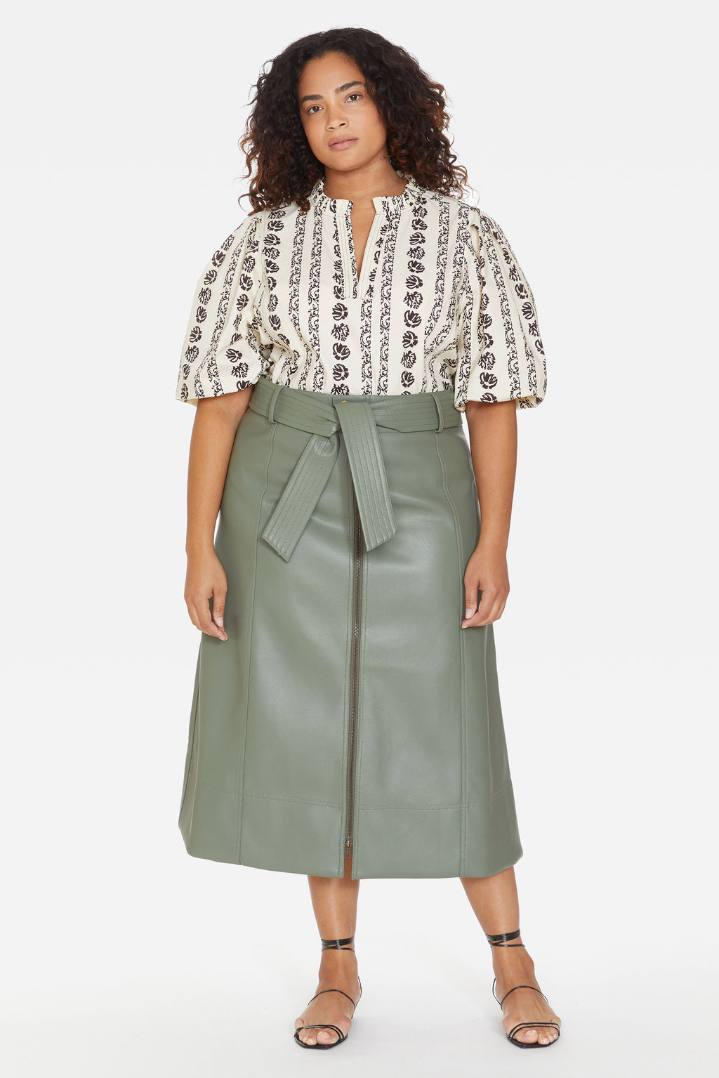 Grey midi a-line skirt with zipper and tie belt