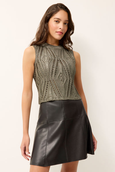 MCGUIRE TOP – Marie Oliver