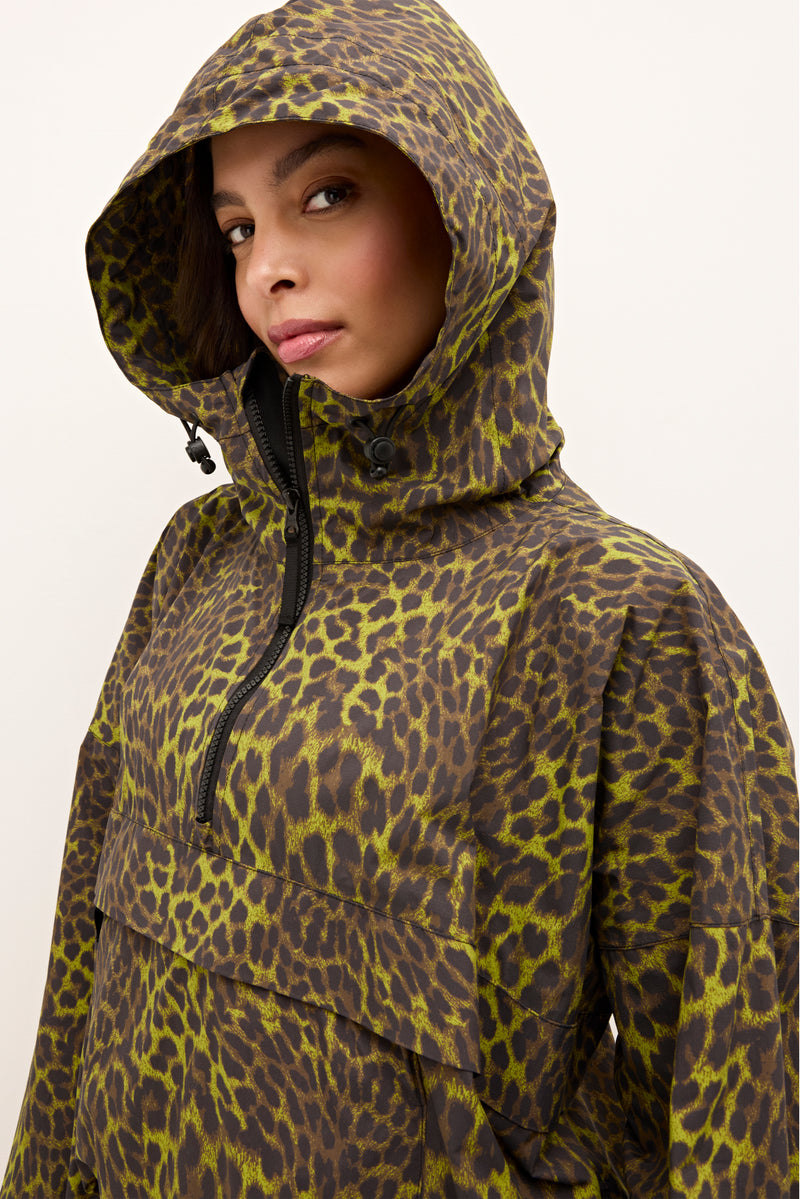 DESIRAE PACKABLE PONCHO
