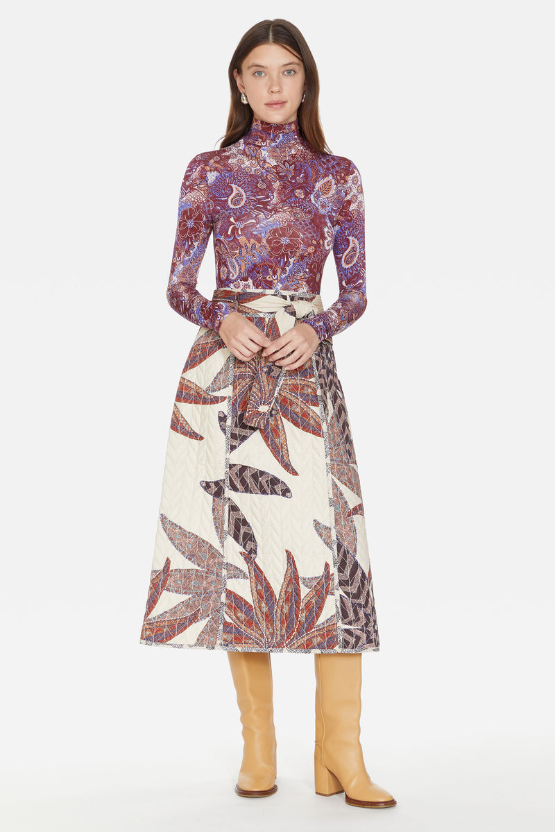 Reversible midi length skirt with quilted pattern 