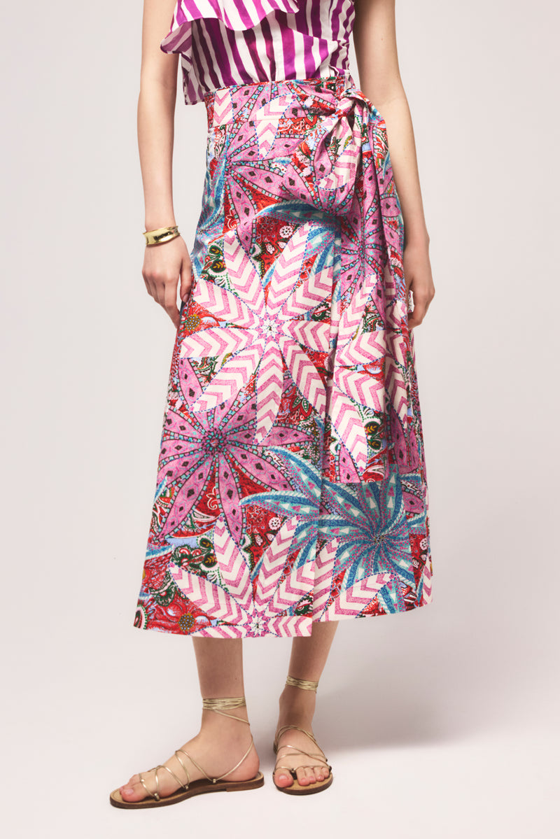 Bold printed midi skirt with starburst motifs and a self-tie waistband 