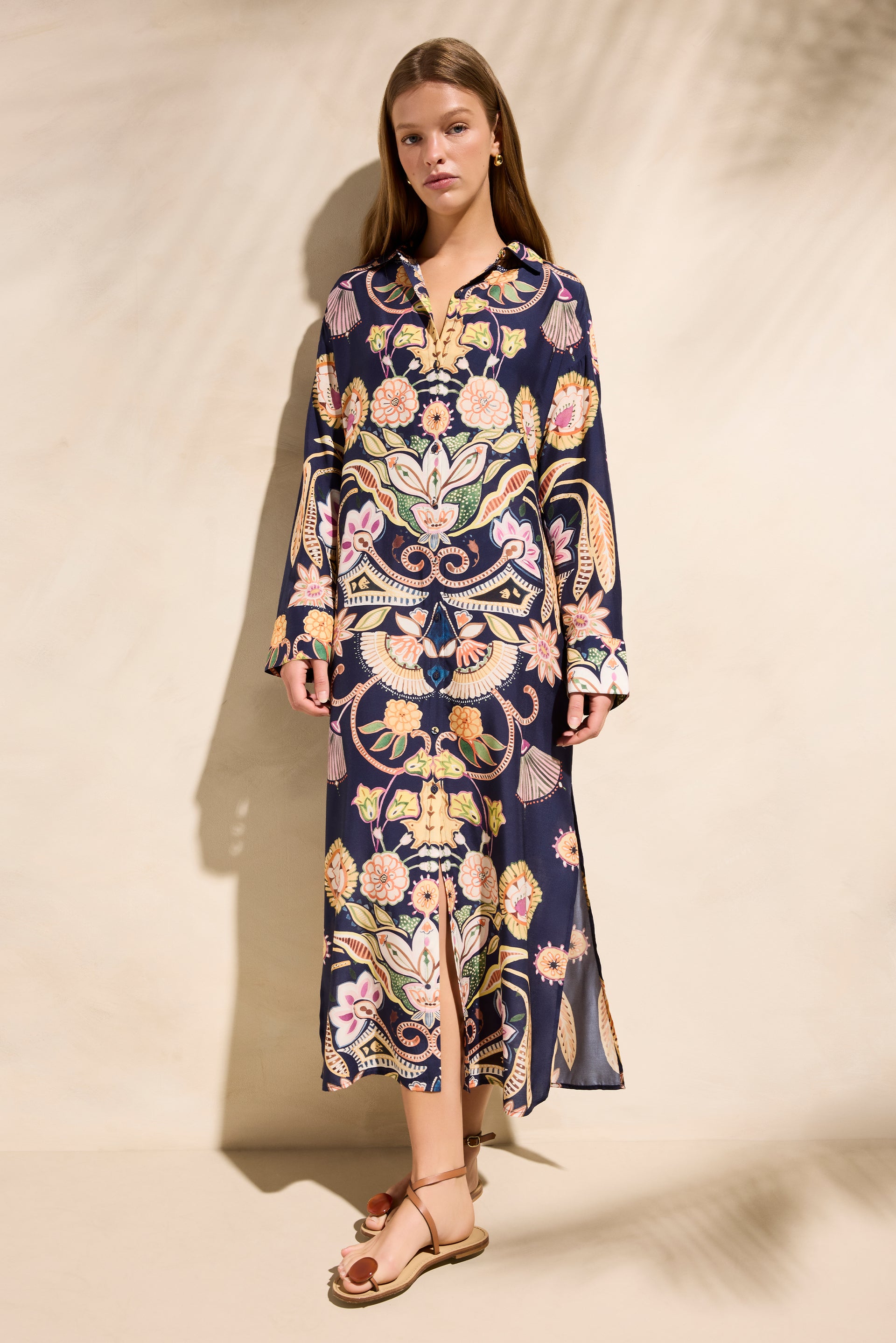 marie oliver dresses ALICE DRESS GOLDEN WAVE / M Rhett features full bag sleeves and a flattering v Marie Oliver Women's Maia Floral-Print
