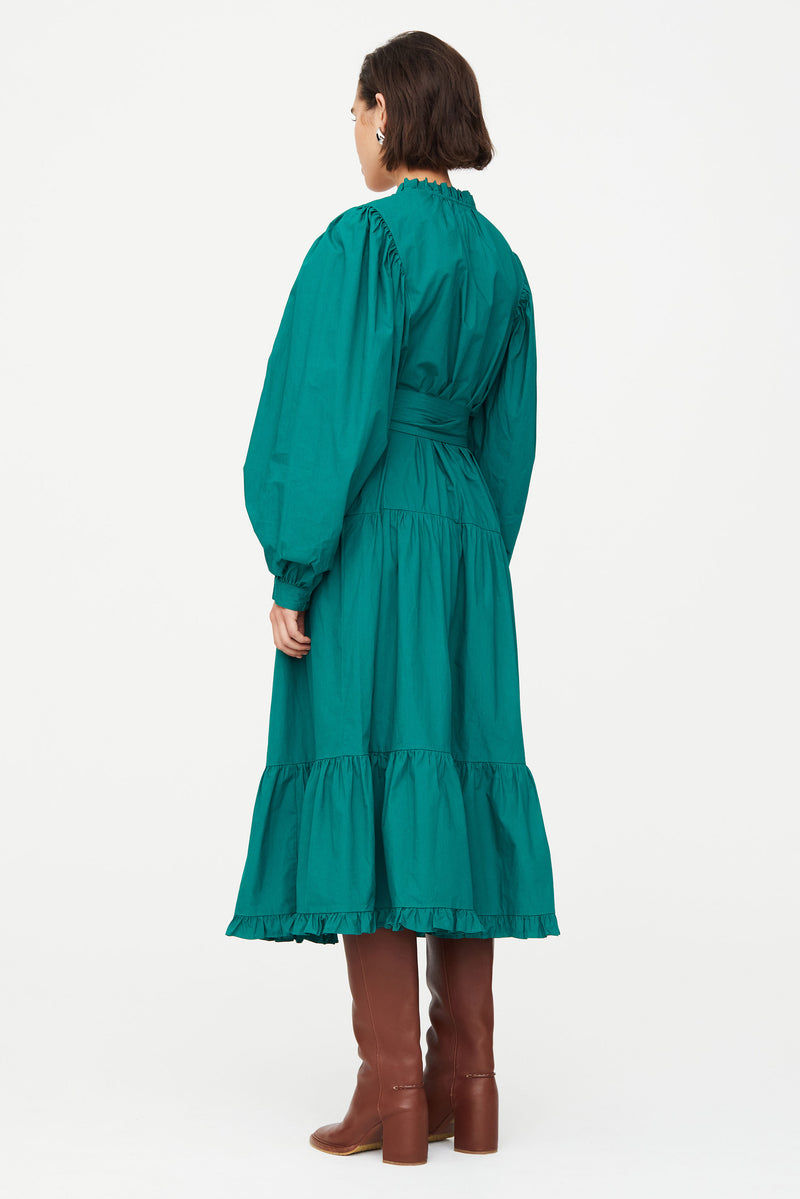 Midi length dress with full long sleeves and ruffled collar 