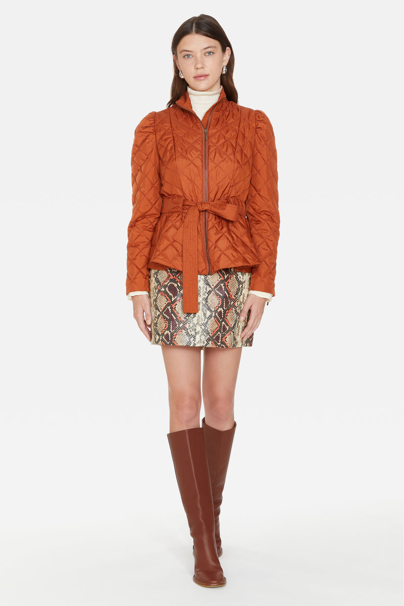 Solid color jacket with high collar and waist tie 