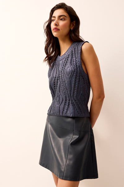 MCGUIRE TOP – Marie Oliver