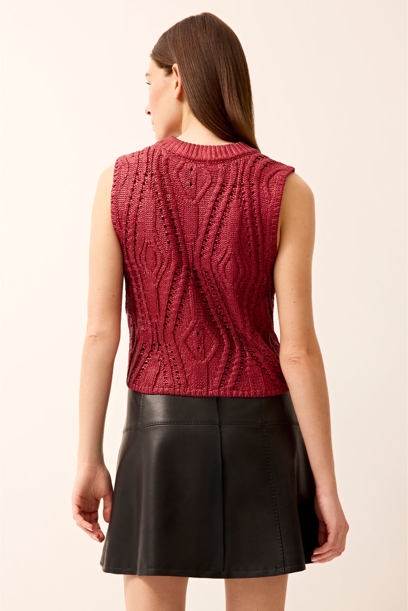 MCGUIRE TOP