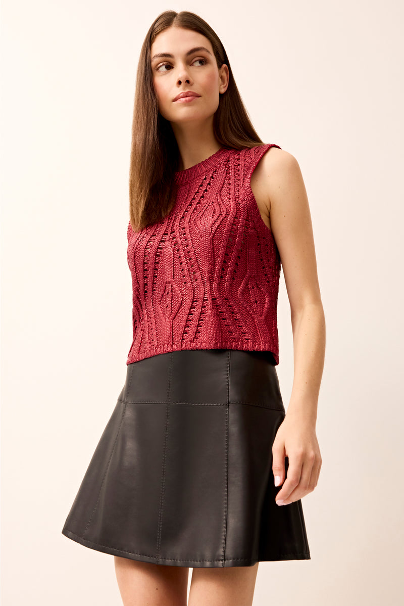 MCGUIRE TOP