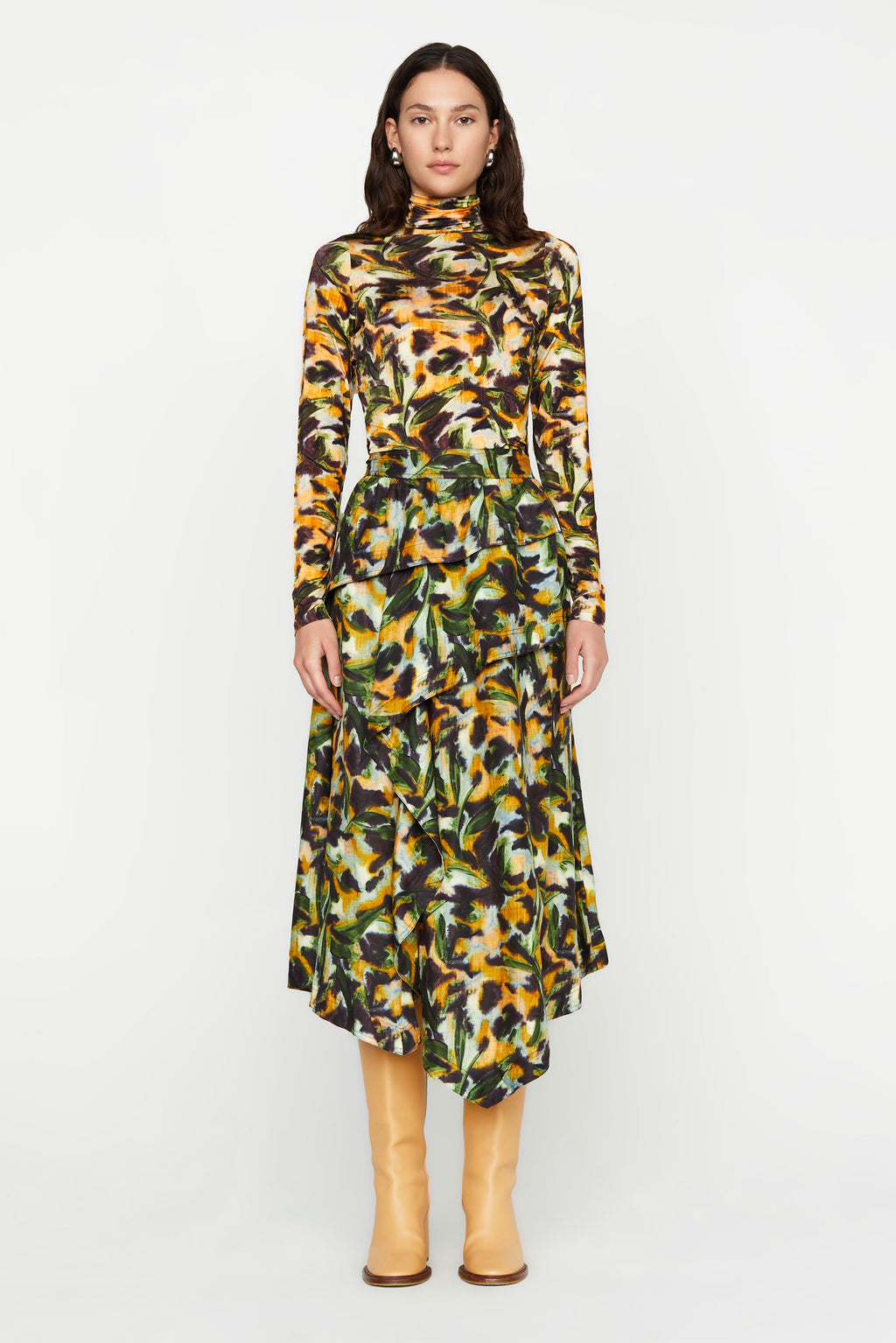 Midi length patterned dress 