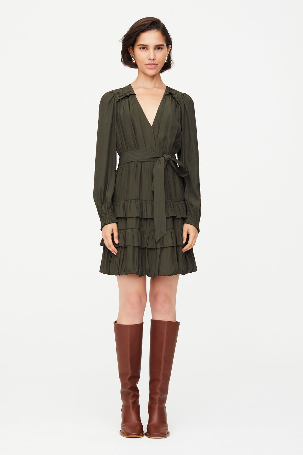 Solid rosin above the knee dress with v neckline and optional tie belt 