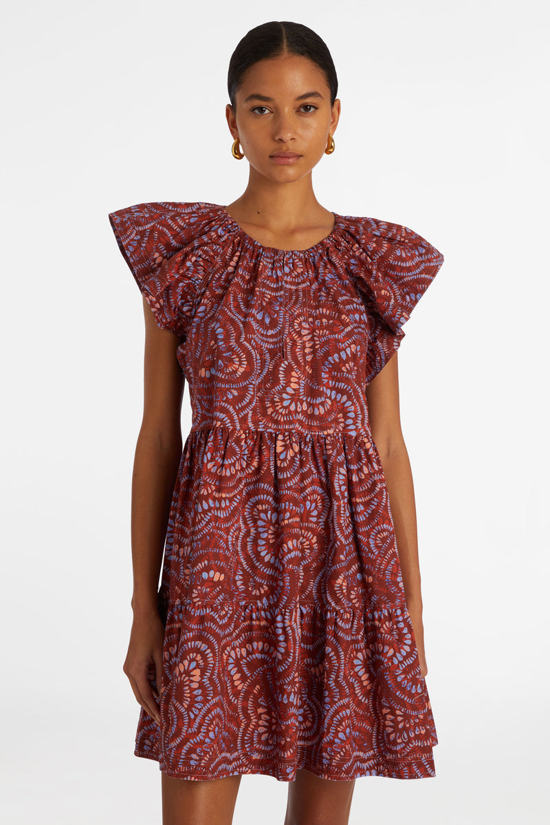 Short sleeve flutter dress in a tiered silhouette