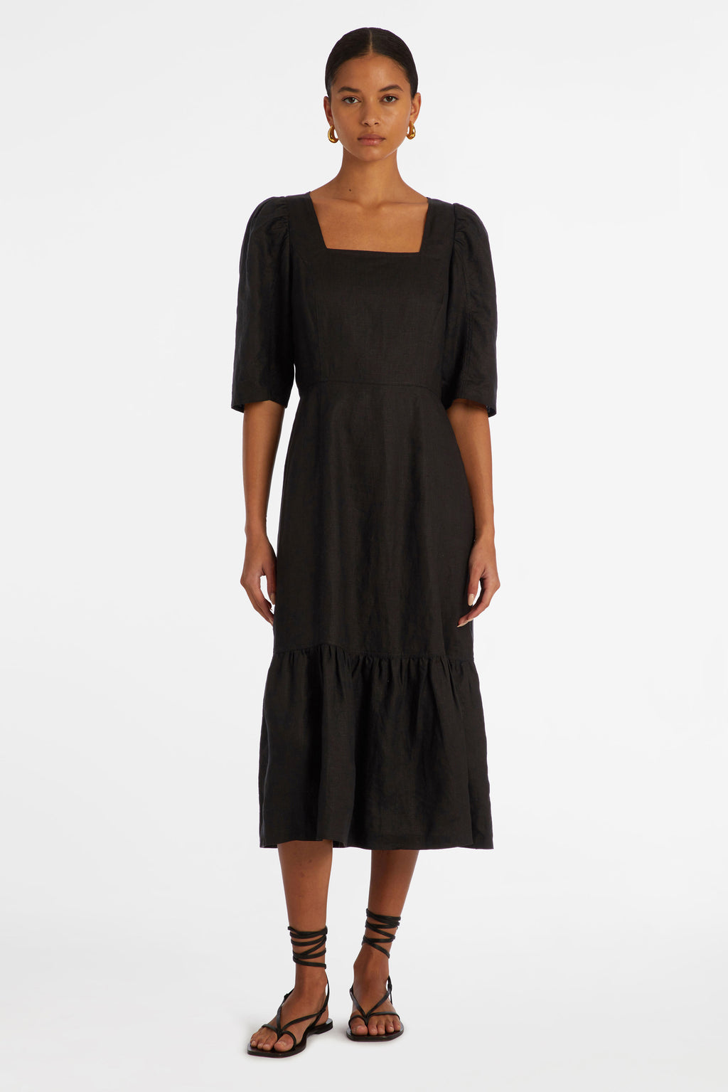 Solid black long dress with three-quarter sleeves 